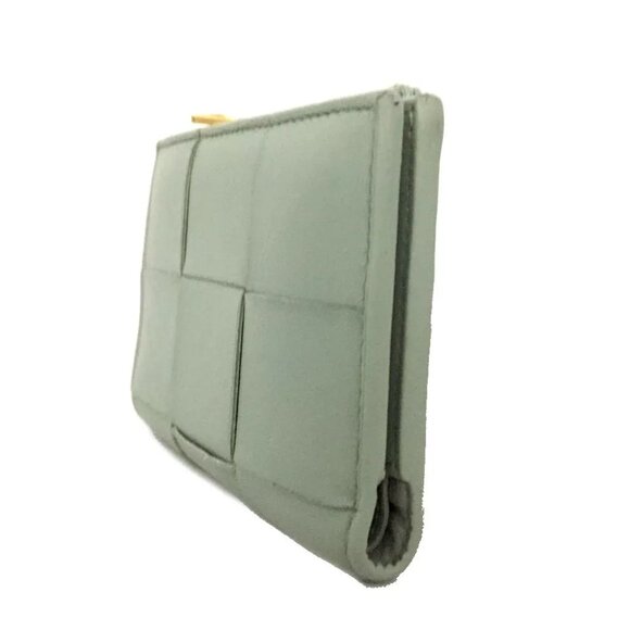 Bottega Veneta Maxi Intrecciato Cassette Lambskin Bifold Wallet Green/4BA1124 - Picture 3 of 8